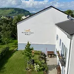 아파트 Ferienweingut Matthias Loewen *