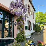 Ferienweingut Matthias Loewen 아파트 Detzem