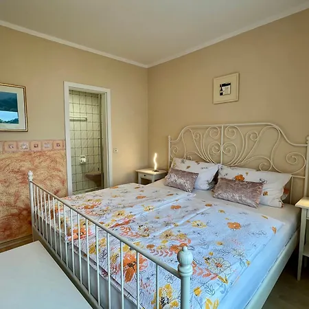 Ferienweingut Matthias Loewen 公寓