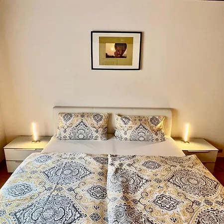 Apartamento Ferienweingut Matthias Loewen Detzem