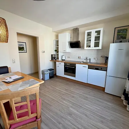 Apartamento Ferienweingut Matthias Loewen *