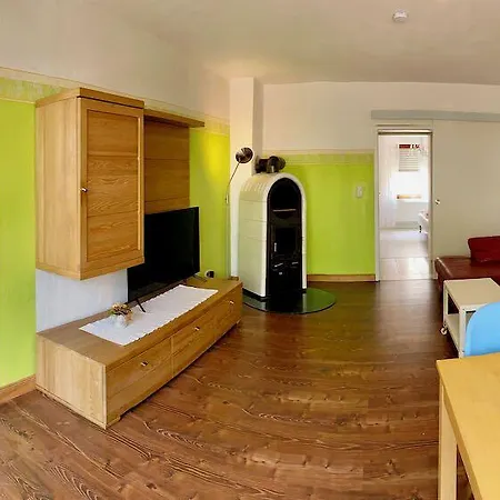 Ferienweingut Matthias Loewen Apartamento Detzem