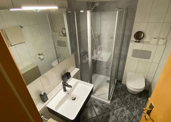 Ferienweingut Matthias Loewen Lägenhet Detzem