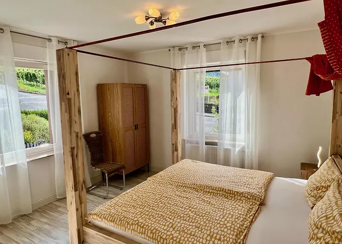 Lägenhet Ferienweingut Matthias Loewen Detzem