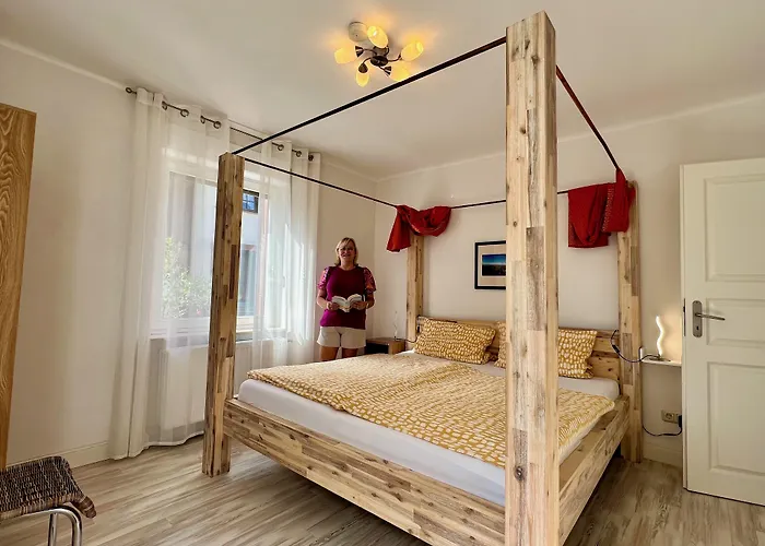 Ferienweingut Matthias Loewen *