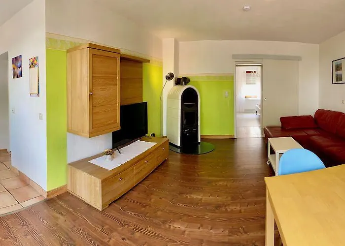 Ferienweingut Matthias Loewen Lägenhet Detzem